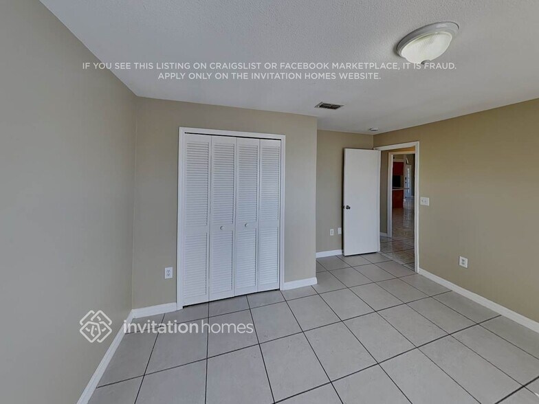 Building Photo - 1500 Lund Ave