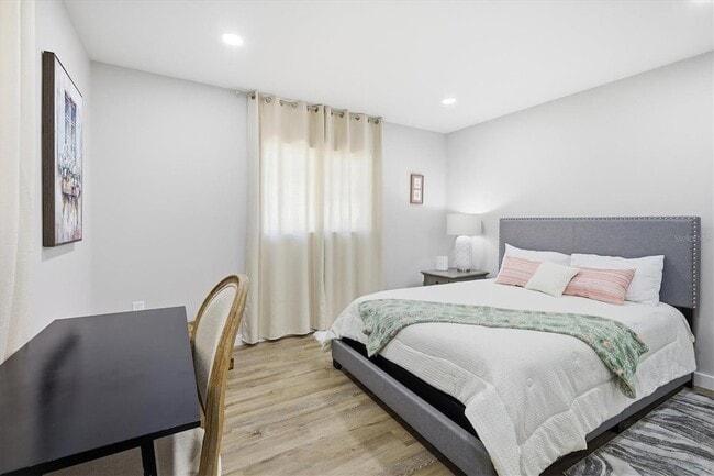 Building Photo - 5247 Carmilfra Dr