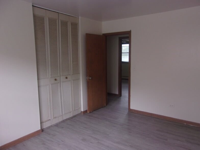 Building Photo - 5501 W Ohio St