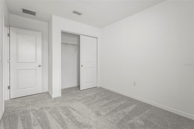 Building Photo - 8705 Winter Breeze Wy