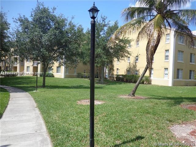 Building Photo - 520 SW 111th Ave