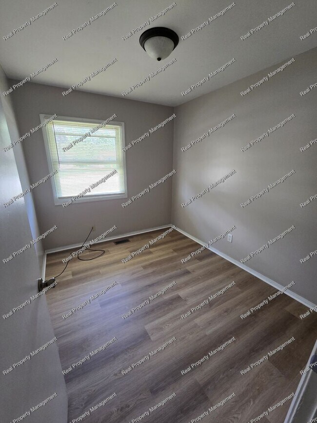 Building Photo - 3733 W 80th Ave