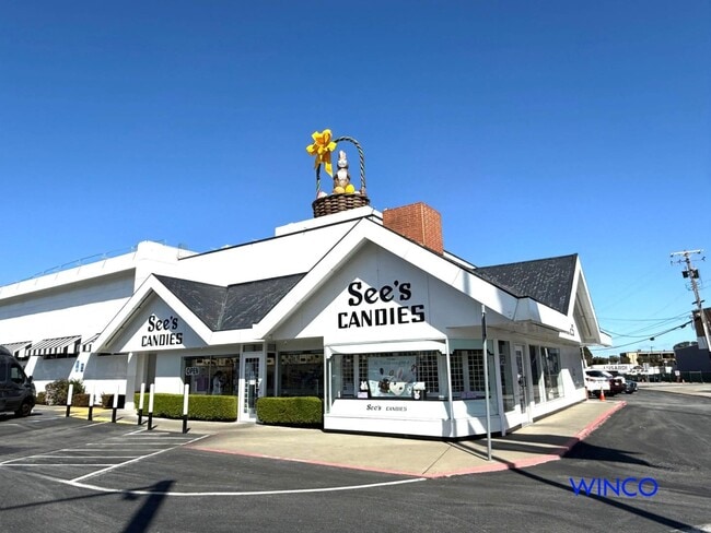 Building Photo - 372 Avalon Dr