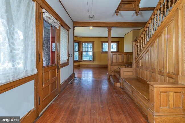 Building Photo - 54 Hodge Rd