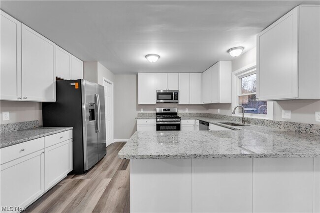 Building Photo - 17575 Howe Rd