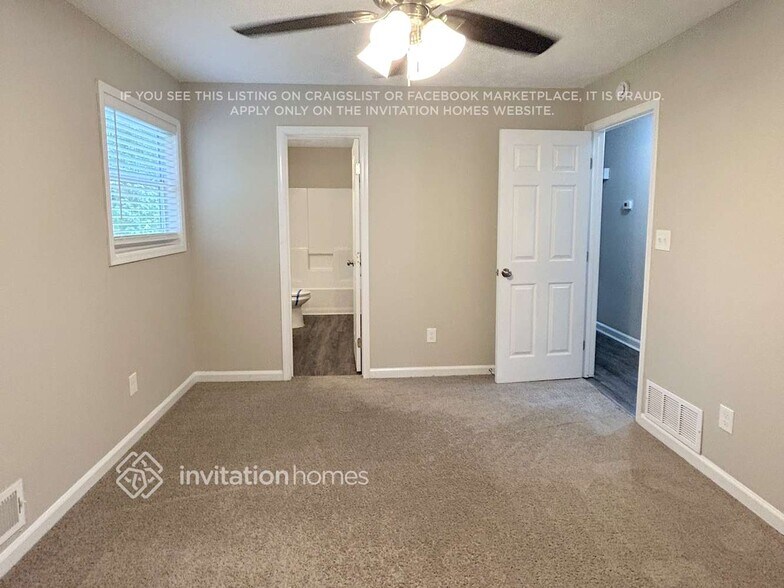 Building Photo - 3442 Mustang Dr