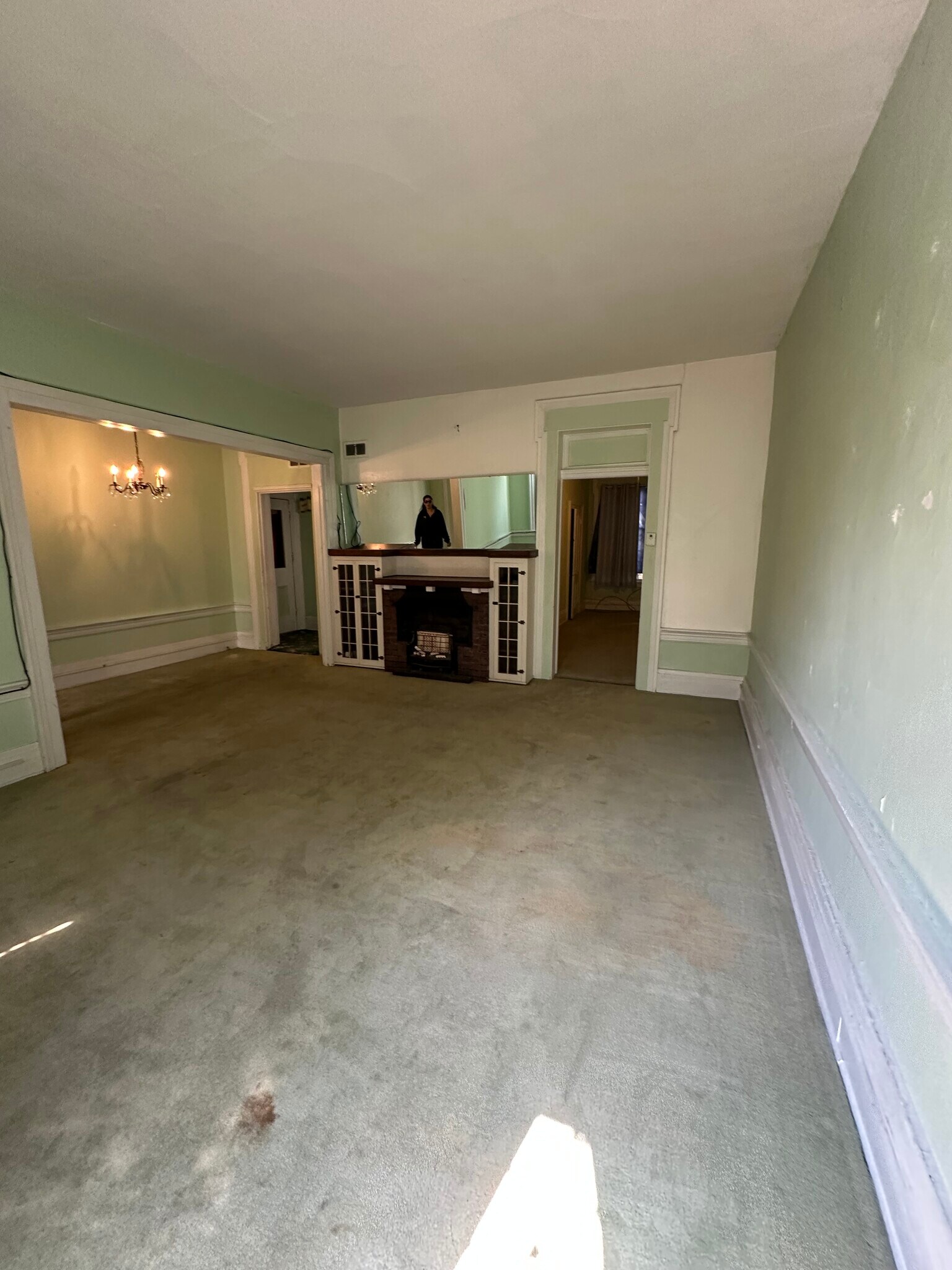 Living room - 926 Diamond Park