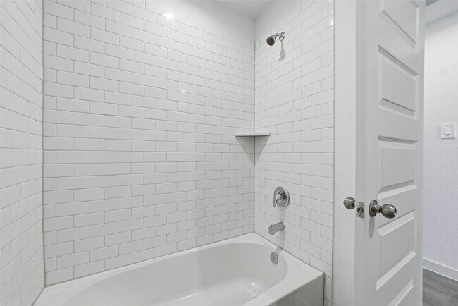 Building Photo - 3914 Beltingham Bend Wy