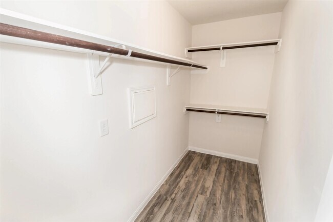 Building Photo - 5435 Paiges Way