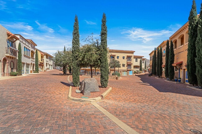 Building Photo - 6350 Escondido Dr