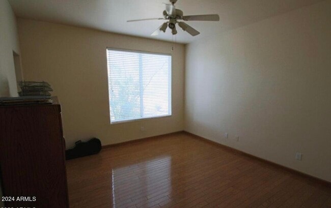 Building Photo - 5829 E Agave Pl