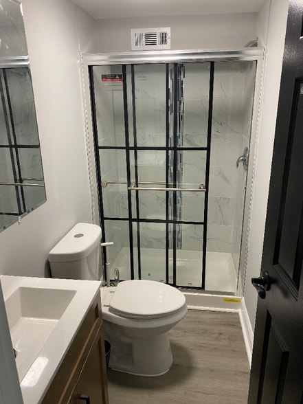 Building Photo - 5114 Belair Rd