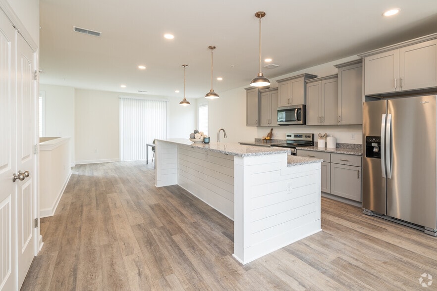 3BR, 2.5BA - 2,782SF - Kitchen - Fields of Aberdeen