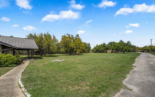 Building Photo - 2104 Mayfield Dr