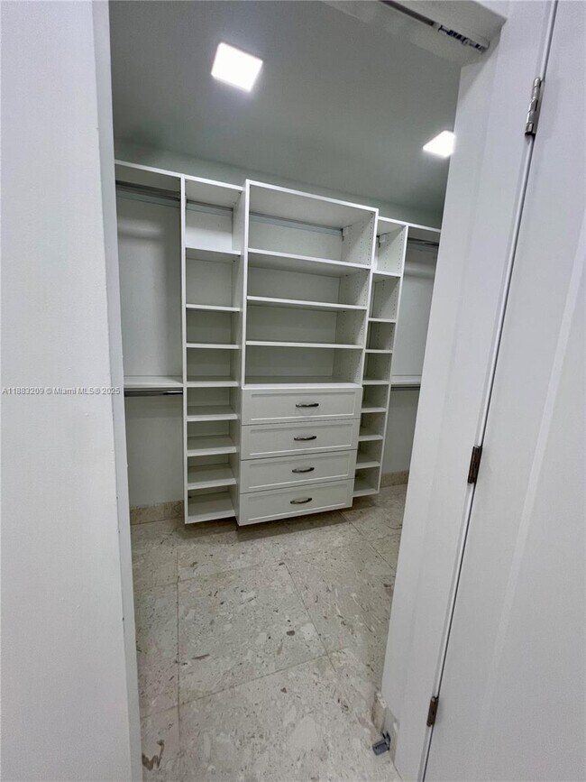 Building Photo - 20848 SW 118th Ave