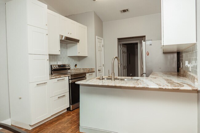 Building Photo - 2813 Atoka Trail