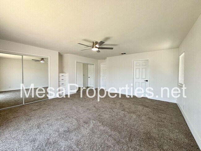 Building Photo - 13626 Sea Gull Dr