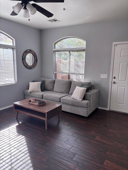 Building Photo - 1350 S Greenfield Rd