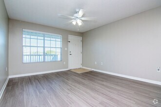 Building Photo - Lake Front - 2nd Floor - 1 Bedroom 1 Bath ...