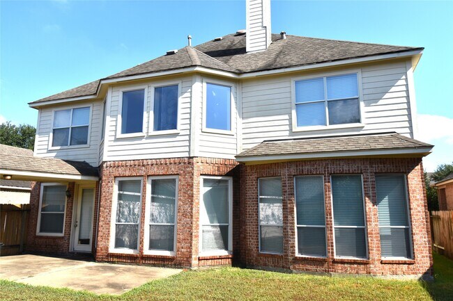 Building Photo - 17523 Driftwood Prairie Ln