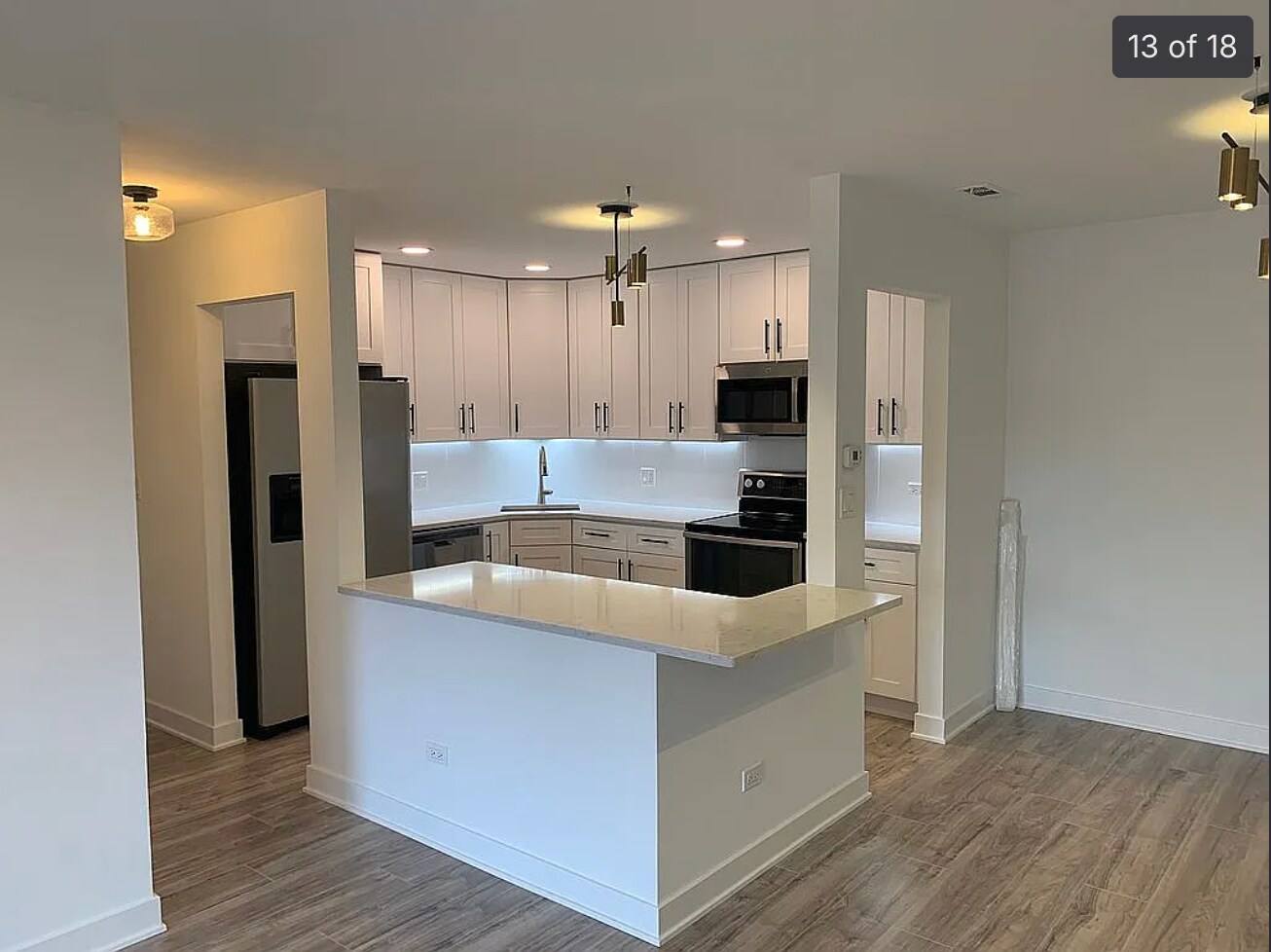 Building Photo - 1002 Castilian Ct