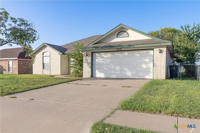 Building Photo - 4514 Hondo Dr