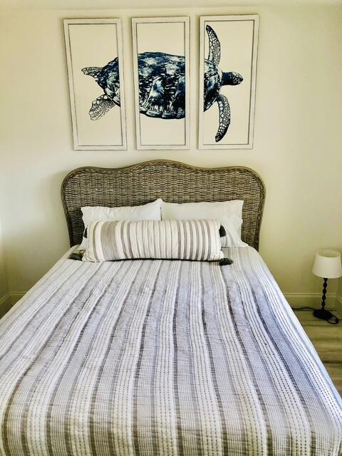 Building Photo - 420 Celestial Way