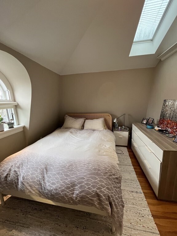 Building Photo - 19 Chester St