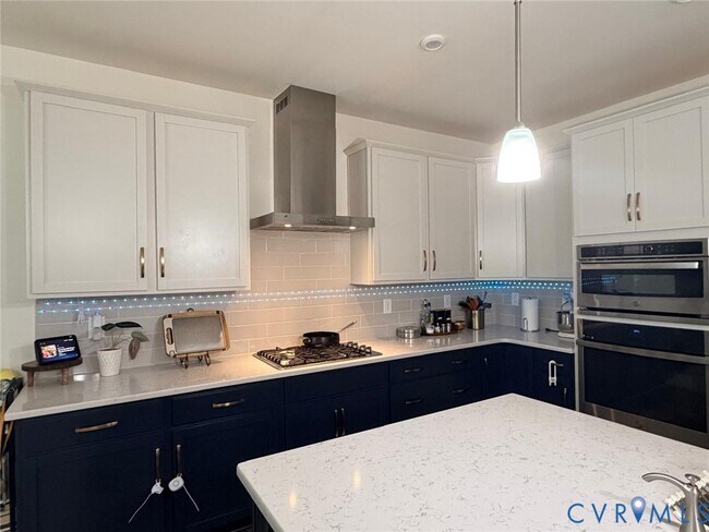 Building Photo - 10861 Farmstead Ml Ln