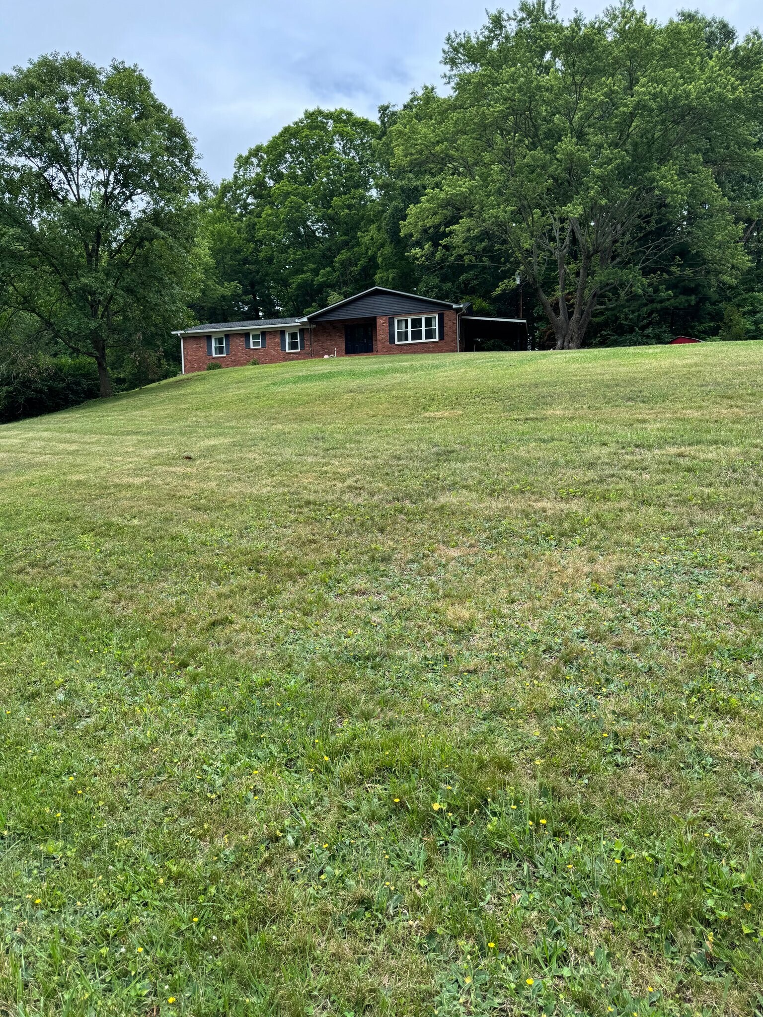 Building Photo - 15 Pentland Hills Dr