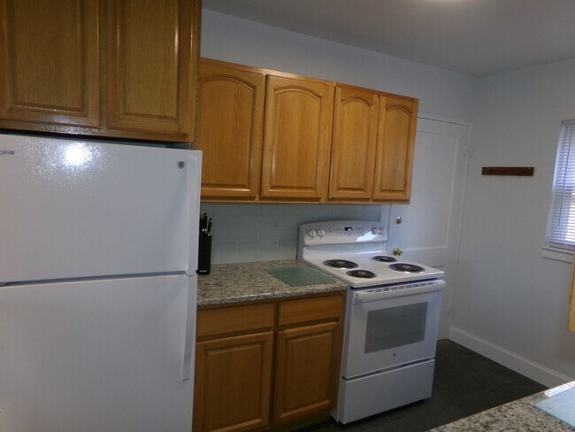 Building Photo - 2507 Miller Park Cir