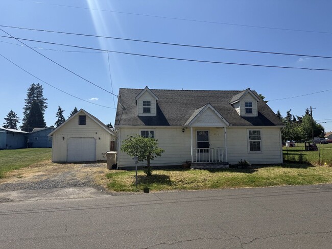 Building Photo - 2220 McKinney Ln