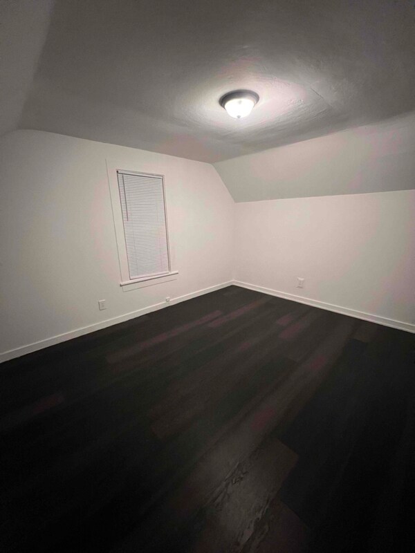 Building Photo - 301 N Railroad Ave