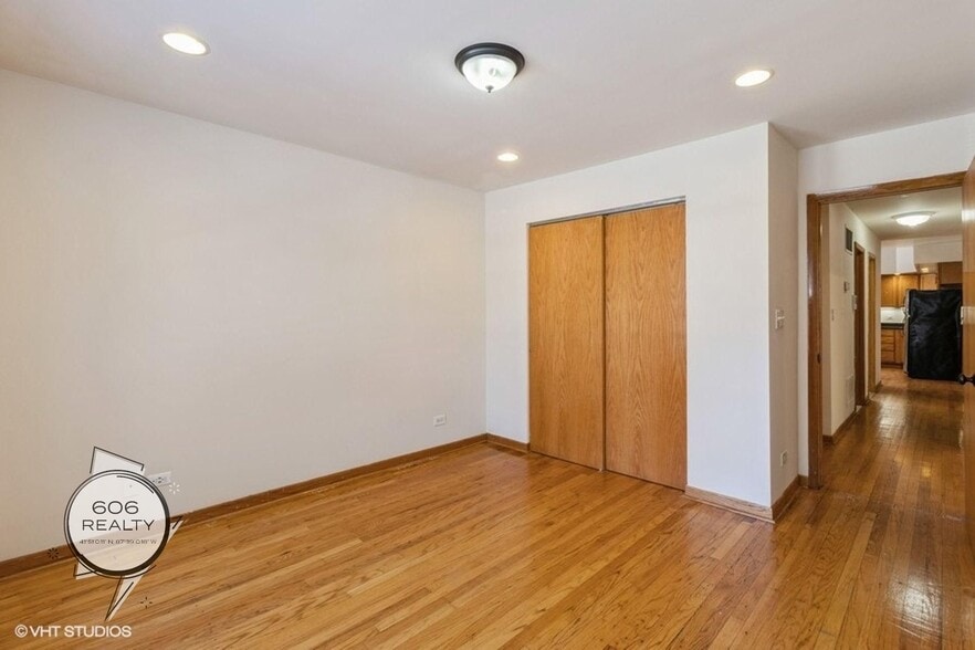 Building Photo - 3409 W Parker Ave