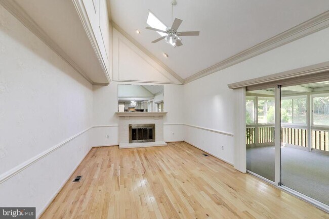 Building Photo - 14672 Brougham Way