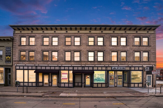 Building Photo - 232 N Broadway