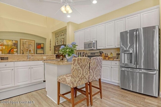 Building Photo - 792 Bayside Dr