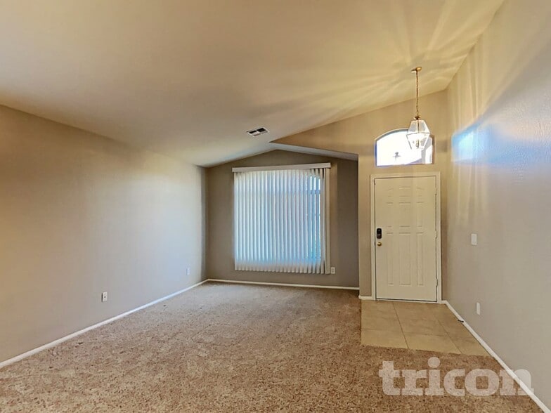 Building Photo - 41265 W Walker Wy