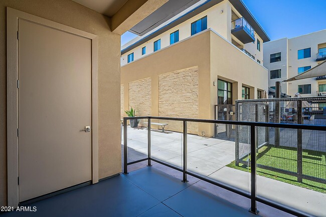 Building Photo - 7300 E Earll Dr