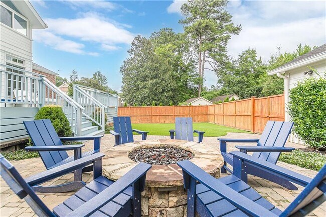 Building Photo - 1189 Reeder Cir NE