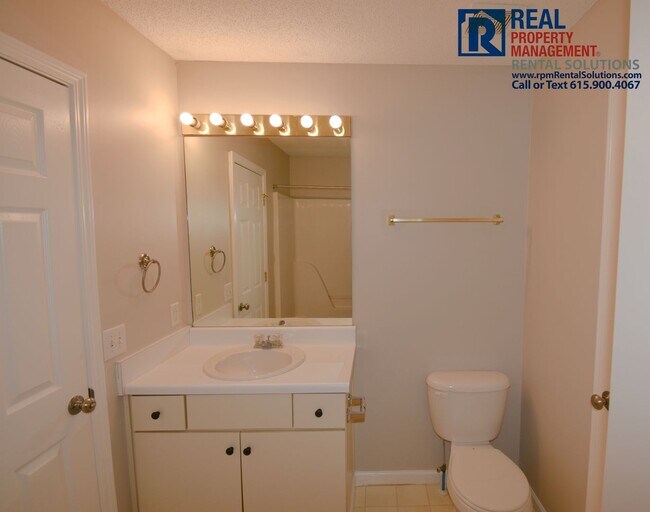 Building Photo - Adorable 3BD 2BA in north Murfreesboro w/ ...