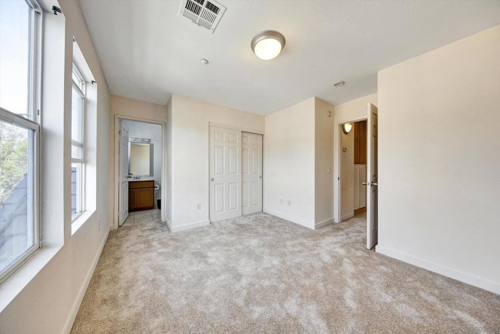 Building Photo - 1583 Sumac Pl