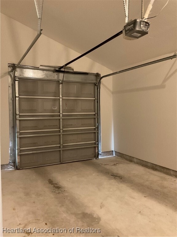 Building Photo - 3806 Peugeot St