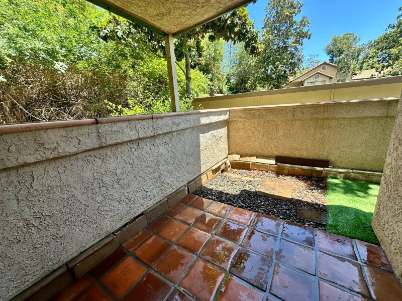 Building Photo - 11275 Avenida De Los Lobos