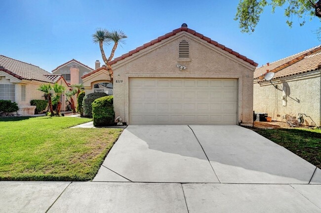 Building Photo - Fully Renovated Single Story 3bd/2bth Single Family Home