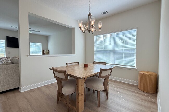 Building Photo - COMING JUNE 2026! (Pet Friendly)
