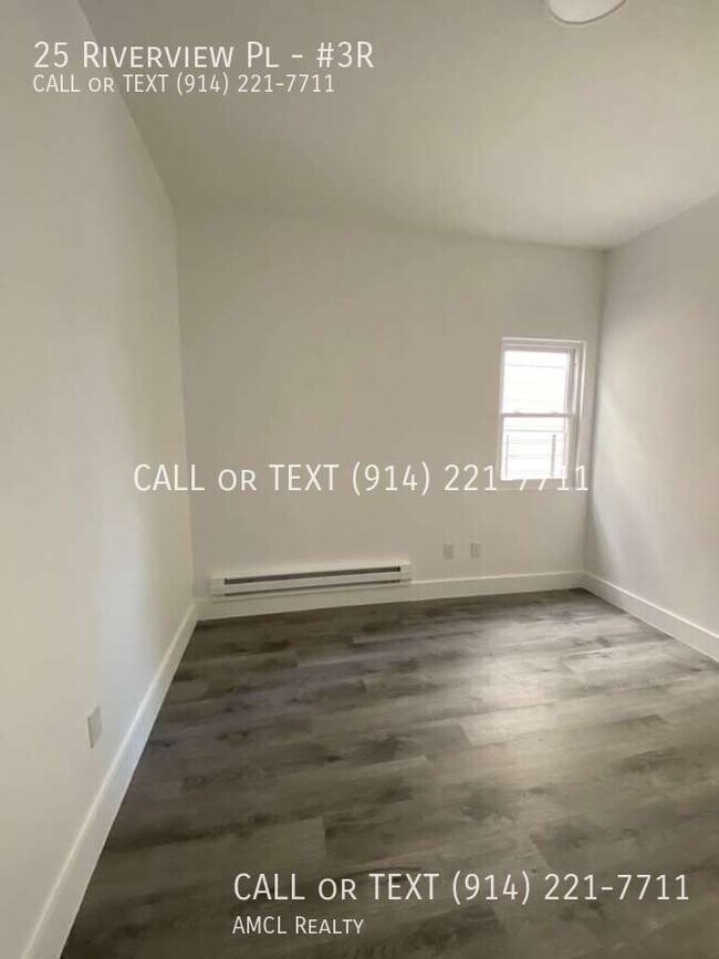 Building Photo - 25 Riverview Pl