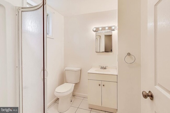 Building Photo - 1316 Van Buren St NW
