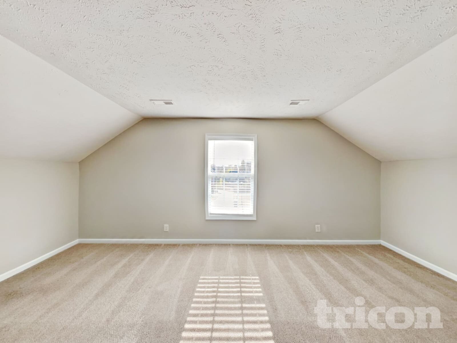 Building Photo - 141 Buttermere Dr