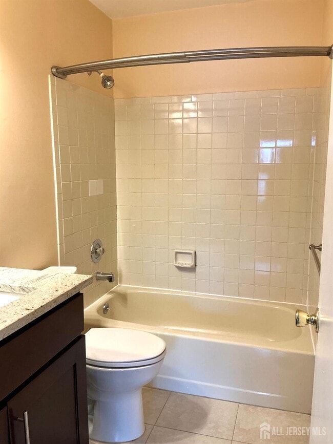 Building Photo - 87 Winchester Way